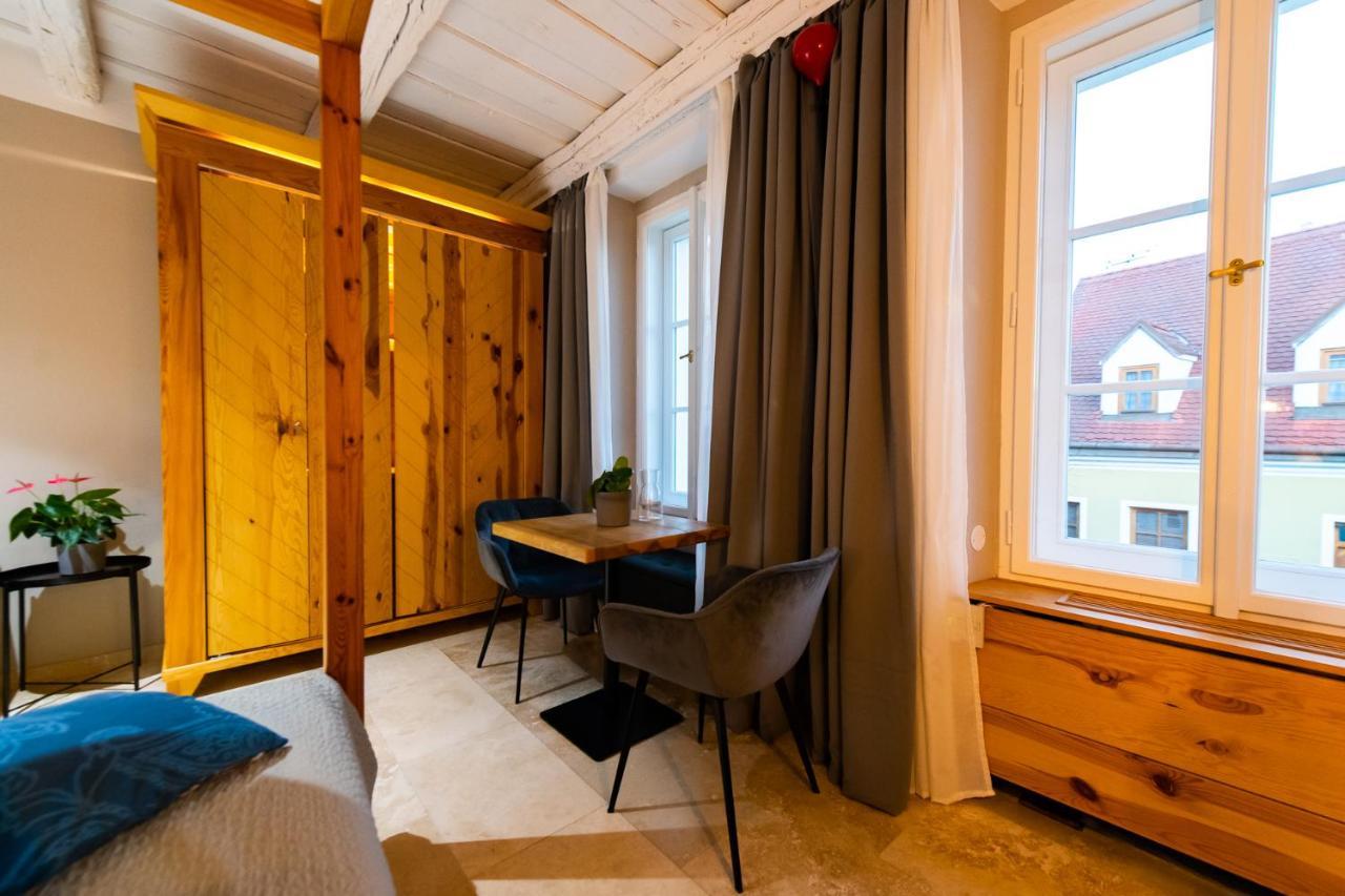 Hotel Desatero Mikulov Exterior photo